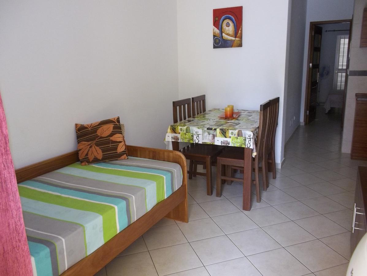Basic Hotel Mindelo Ngoại thất bức ảnh