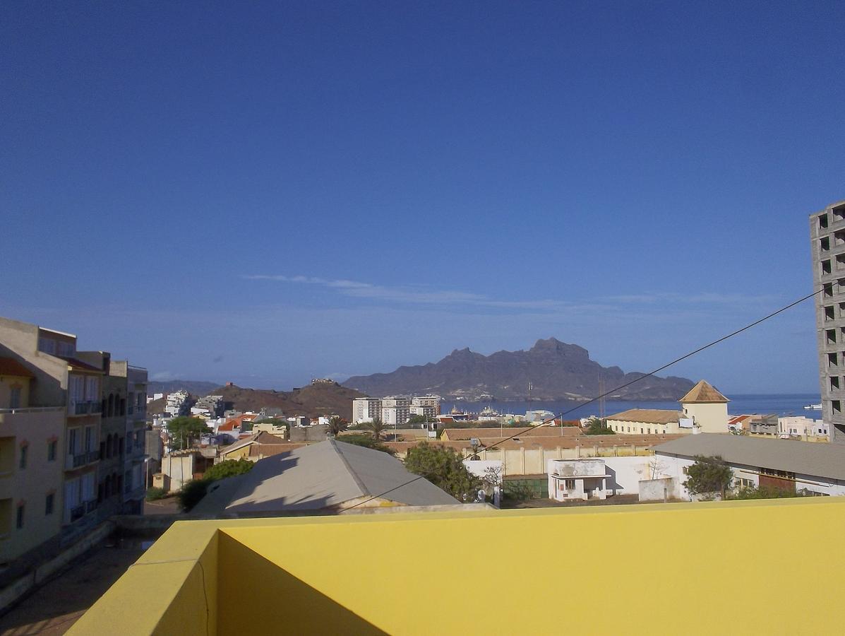 Basic Hotel Mindelo Ngoại thất bức ảnh
