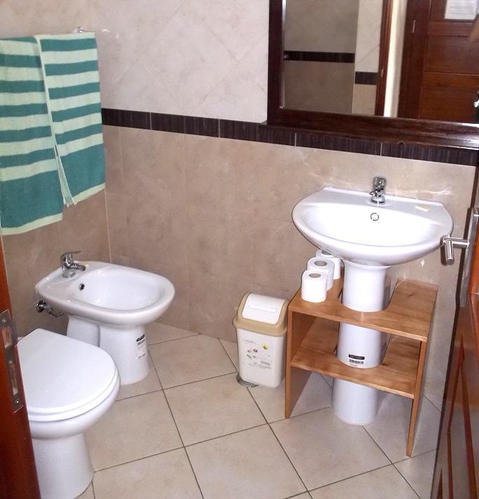 Basic Hotel Mindelo Ngoại thất bức ảnh