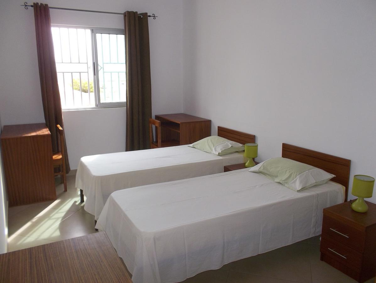 Basic Hotel Mindelo Ngoại thất bức ảnh