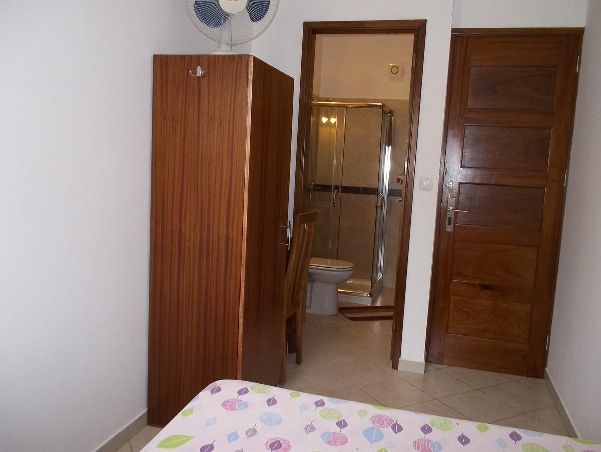 Basic Hotel Mindelo Ngoại thất bức ảnh