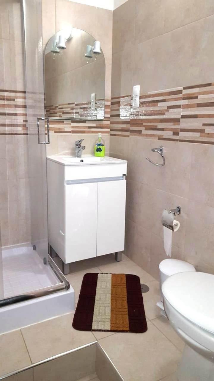 Basic Hotel Mindelo Ngoại thất bức ảnh