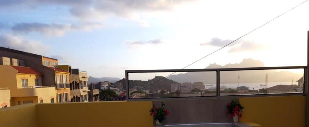 Basic Hotel Mindelo Ngoại thất bức ảnh