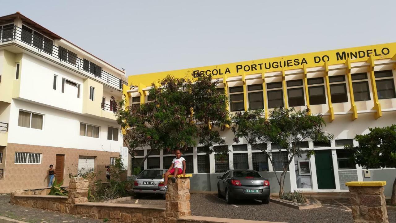 Basic Hotel Mindelo Ngoại thất bức ảnh