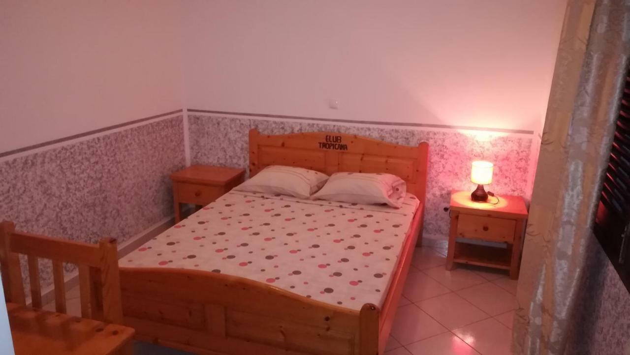 Basic Hotel Mindelo Ngoại thất bức ảnh