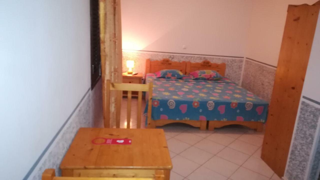 Basic Hotel Mindelo Ngoại thất bức ảnh