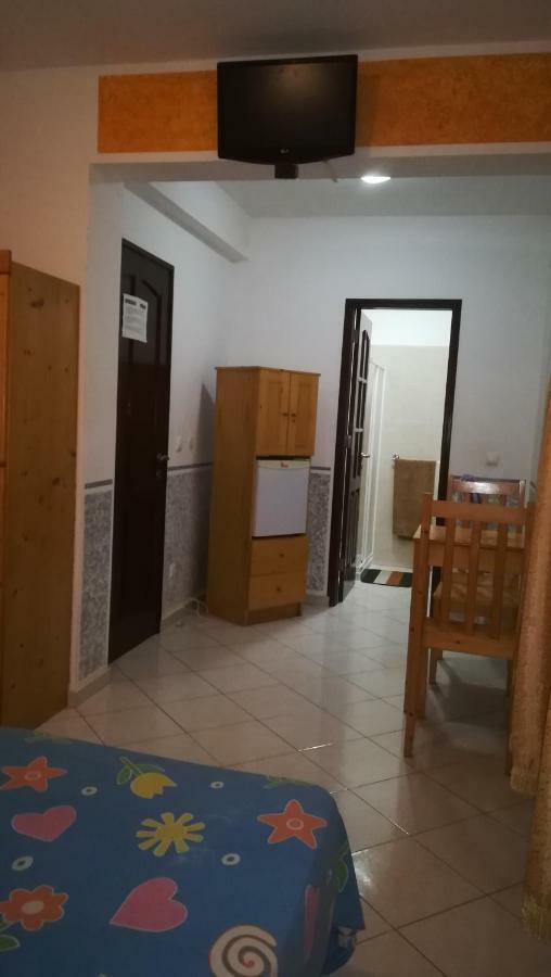 Basic Hotel Mindelo Ngoại thất bức ảnh